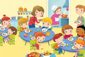 fumetto a colori con interno mensa  scolastica con bambini seduti ai tavoli con le insegnanti che li aiutano e cuoca che cucina